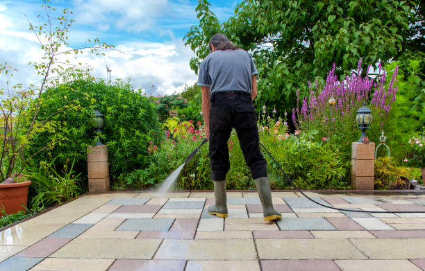 Best Restaurant Pressure Washing  in Wautoma, WI